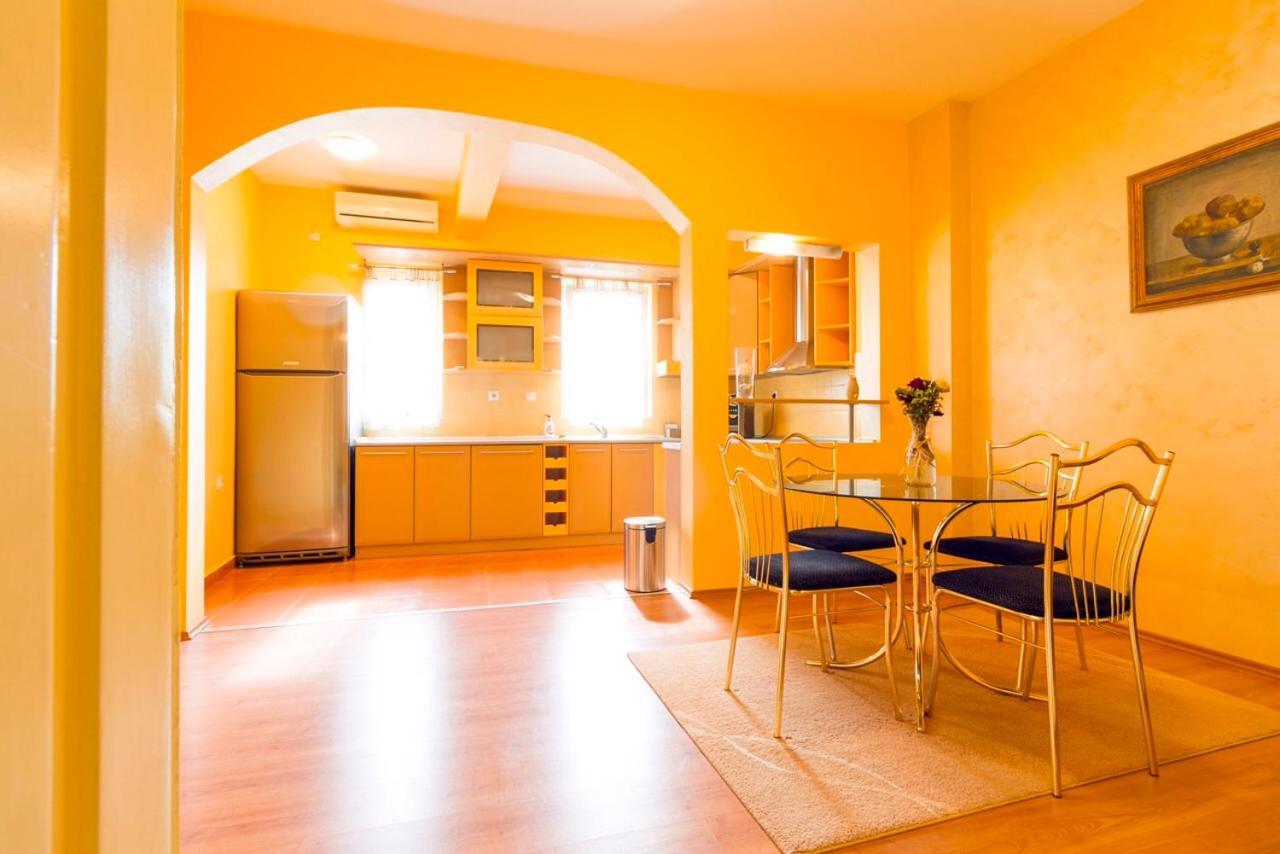 Apartment Sofija Nis Bagian luar foto